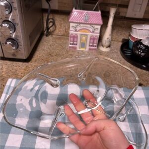 Pair (2) of clear glass bowls